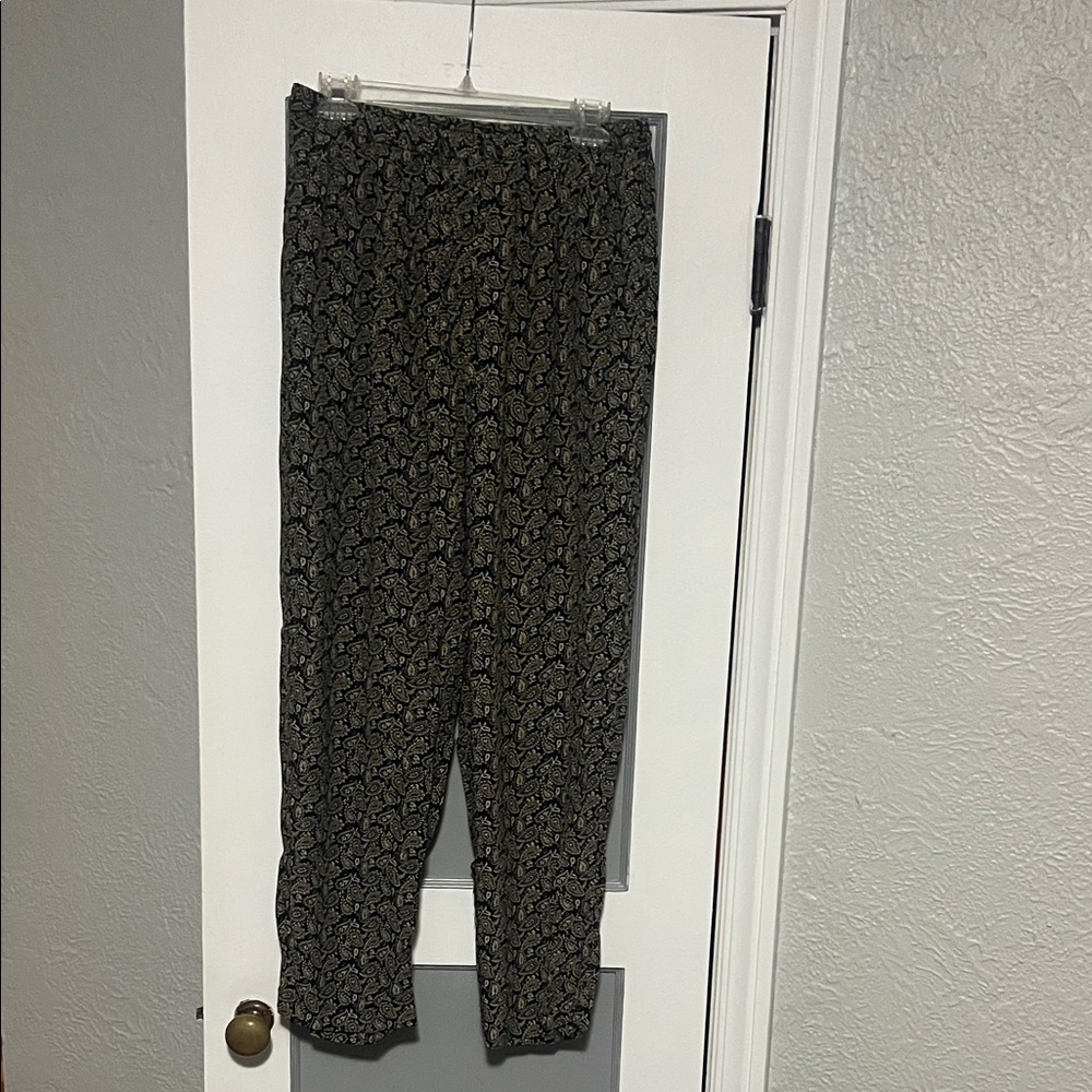 Black and Tan Paisley Patterned Pants